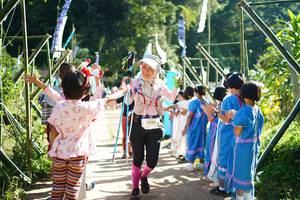 BIB: 3290
                            <button type="button" onclick="openModal(19041125)" class="btn btn-primary btn-sm float-right btn-popup" data-toggle="modal" data-target=".modal-high-quality">
                        <i class="fas fa-shopping-cart"></i> Add to Cart
                    </button>
                                            <button type="button" onclick="isThisMe(19041125, true)" class="btn btn-success btn-sm float-right btn-popup btn-isme hidden" data-toggle="tooltip" data-placement="bottom" title="นี่คือรูปของคุณใช่ไหม คลิกที่นี่เพื่อเอาเข้าอัลบั้ม">
                        <i class="fas fa-plus"></i> Add to album
                    </button>
                    <button type="button" onclick="isThisMe(19041125, false)" class="btn btn-warning btn-sm float-right btn-popup btn-isnotme hidden">
                        <i class="fas fa-ban"></i> Remove from album
                    </button>